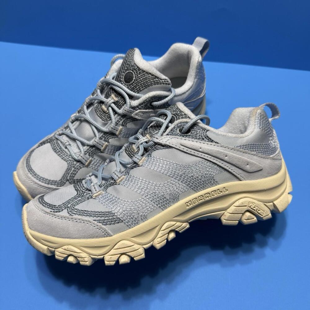 Merrell Rare Moab 3 Stitch Vibram Low Hiking Shoes Chambray Blue‎ Women’s 9